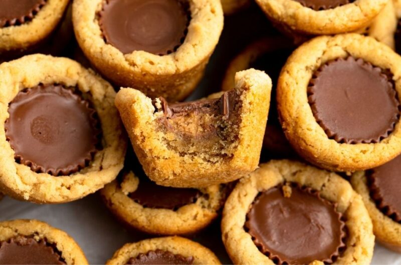 Easy Peanut Butter Cup Cookies