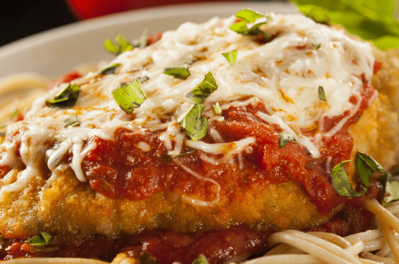 What to Serve with Chicken Parmesan (13 Best Sides)