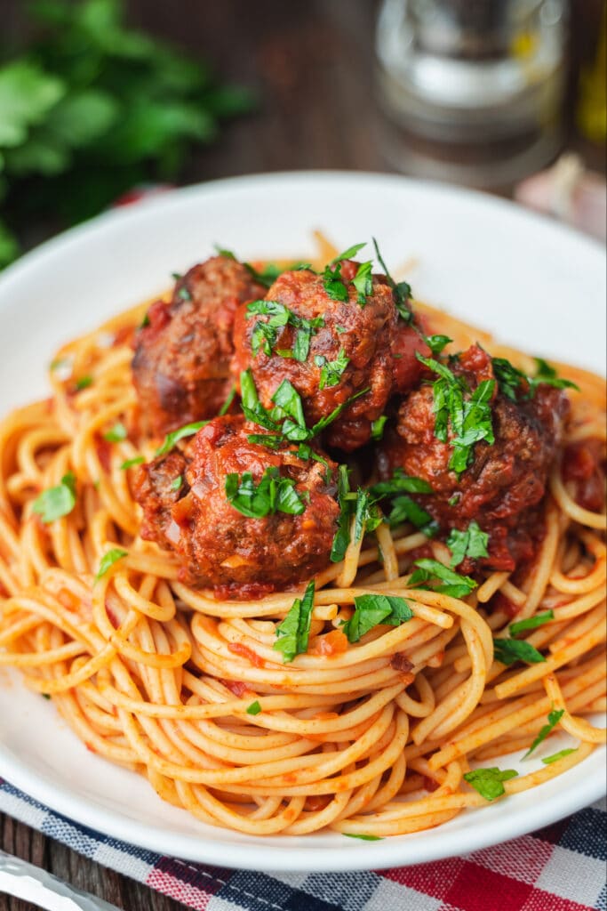 Spaghetti and Meatballs