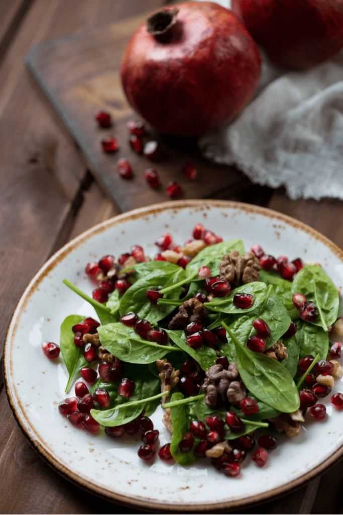 Spinach and Pomegranate Salad