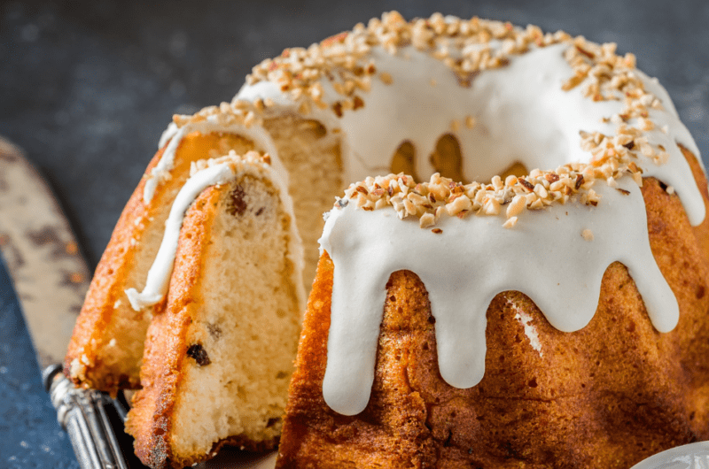 Louisiana Crunch Cake