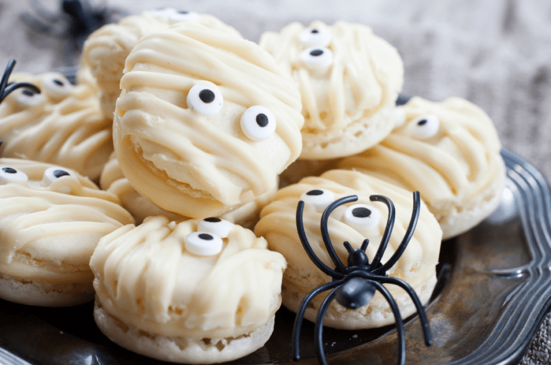 30 Halloween Desserts and Fun Treat Ideas