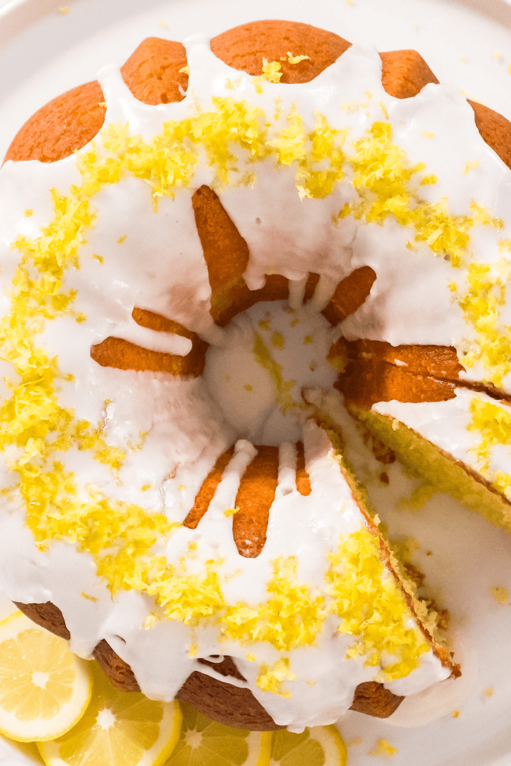 Homemade Lemon Bundt Cake