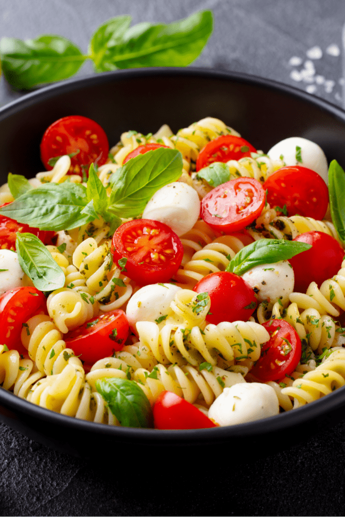 Fusilli Pasta with Tomatoes and Cheese
