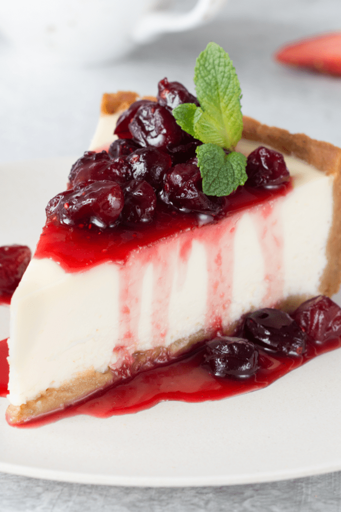 No-Bake Cheesecake with Cranberry Sauce