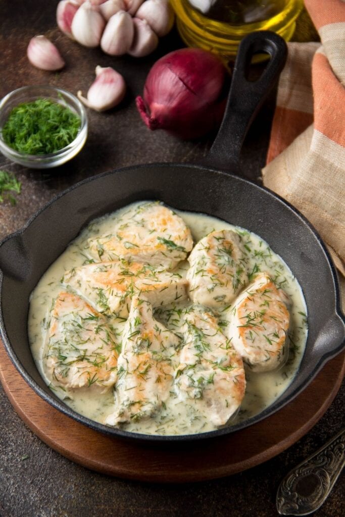 Chicken Fillet with Cream Sauce and Dill