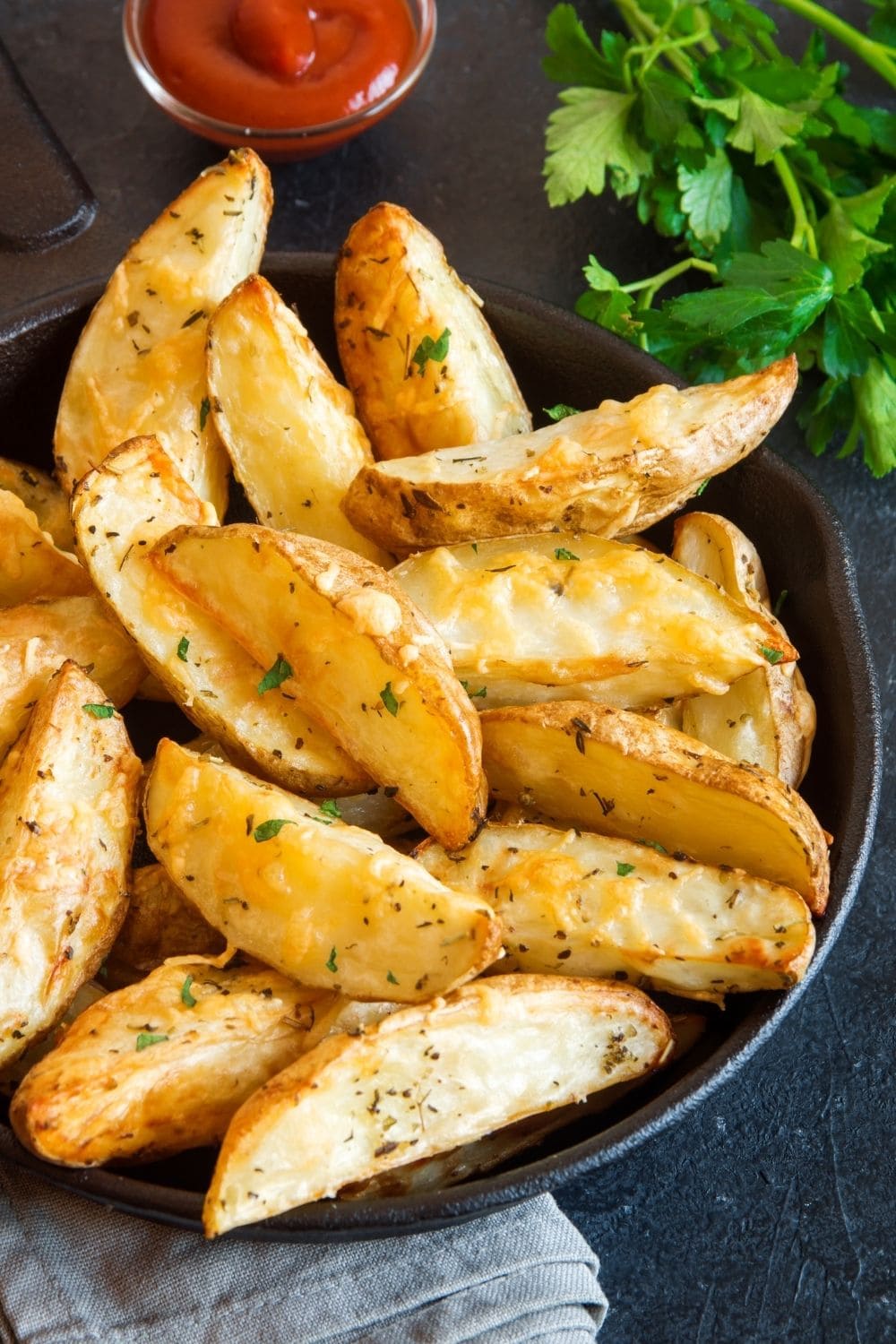 Homemade Baked Potato Wedges