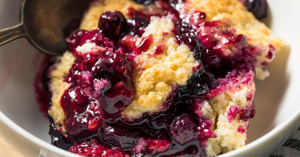 Homemade Blackberry Cobbler