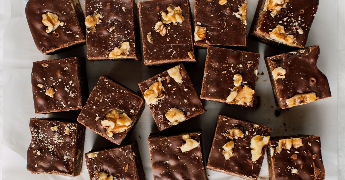 Homemade Chocolate Walnut Fudge