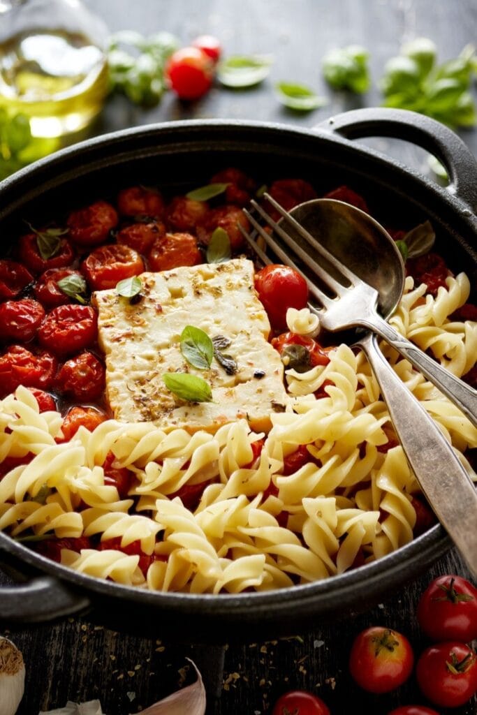 Baked Feta Pasta with Cherry Tomatoes