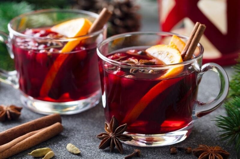 25 Classic Winter Cocktails
