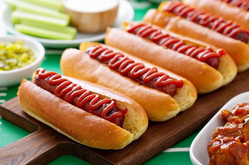30 Best Tailgating Foods (+ Recipe Collection)