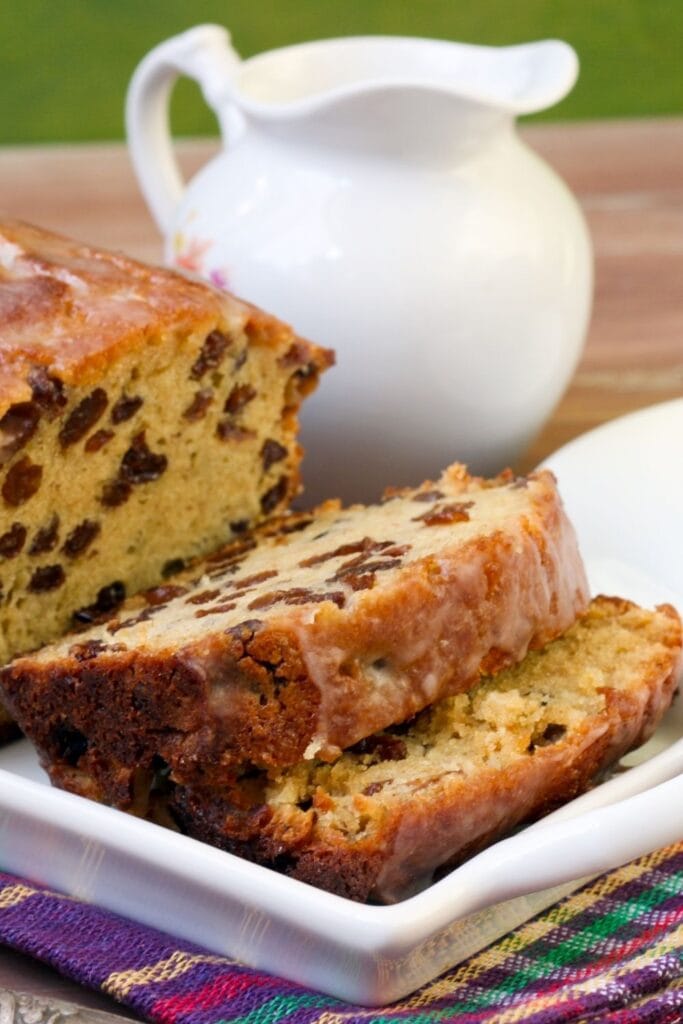 Spiced Loaf Cake with Raisins