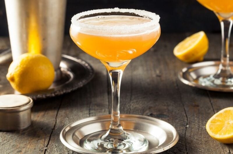 17 Best Cointreau Cocktails