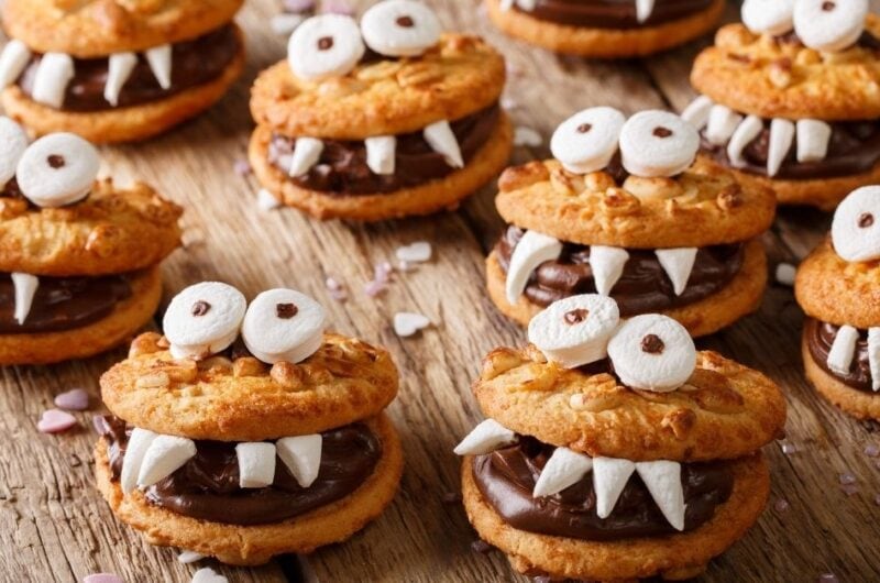 30 Halloween Cookies For a Spooky Good Time