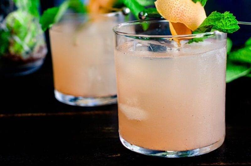 10 Traditional Greek Cocktails