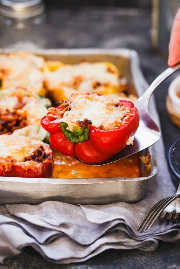 Stuffed Bell Peppers with Ground Beef