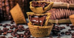 Sweet Homemade Peanut Butter Cups with Hazel Nut Spread