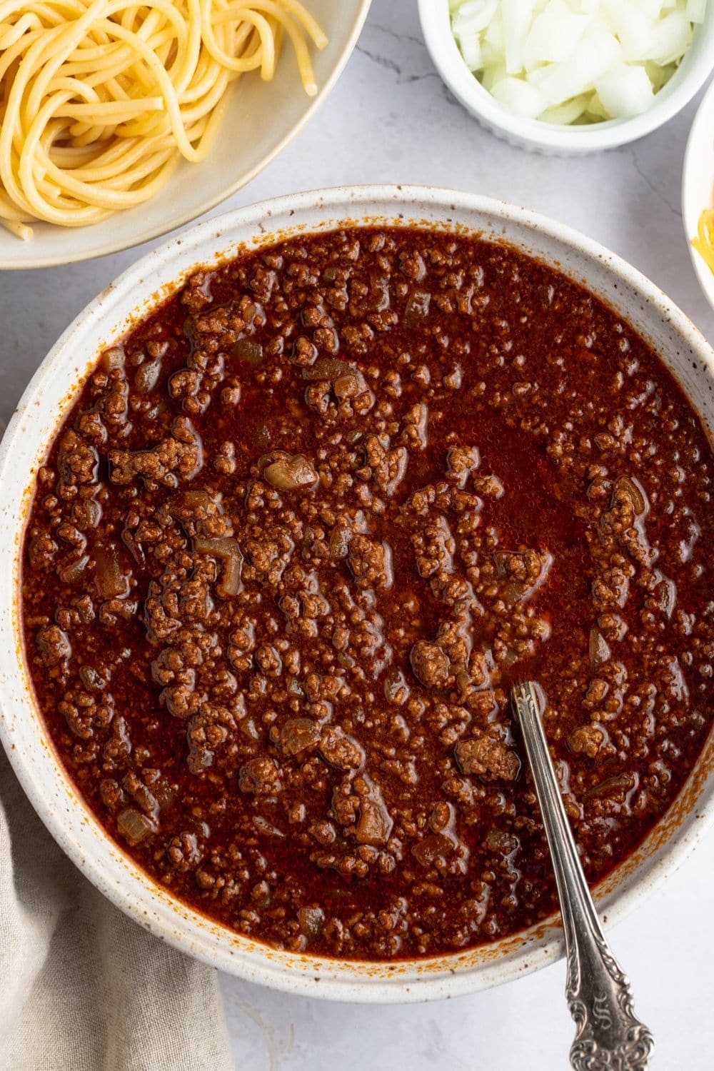 Ground Beef Chili Sauce with Pasta