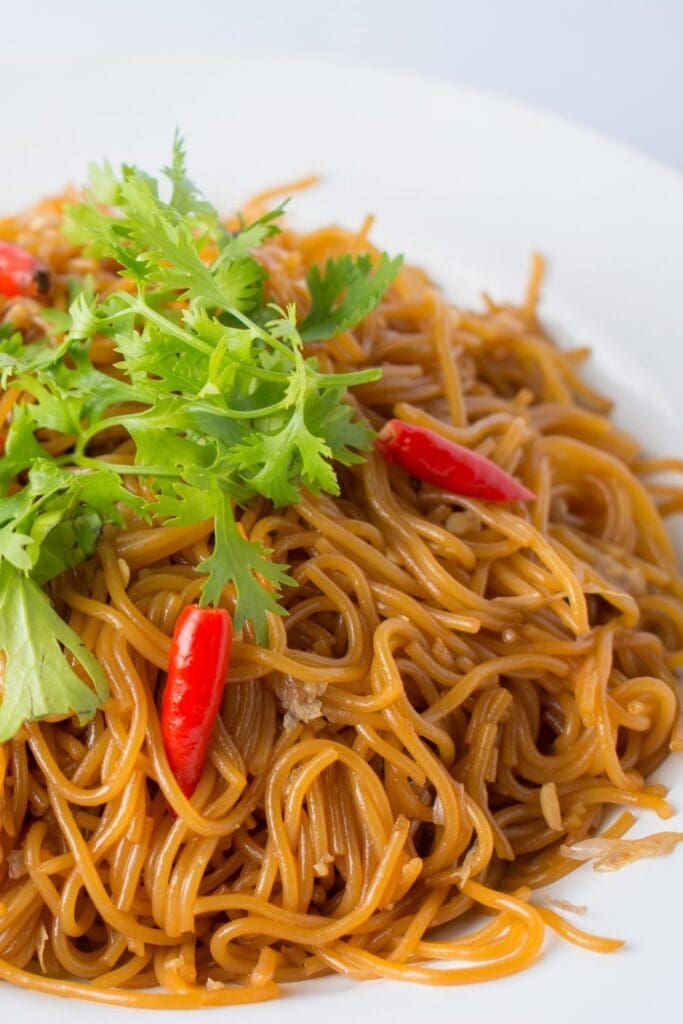 Vermicelli Noodle Rice with Red Pepper