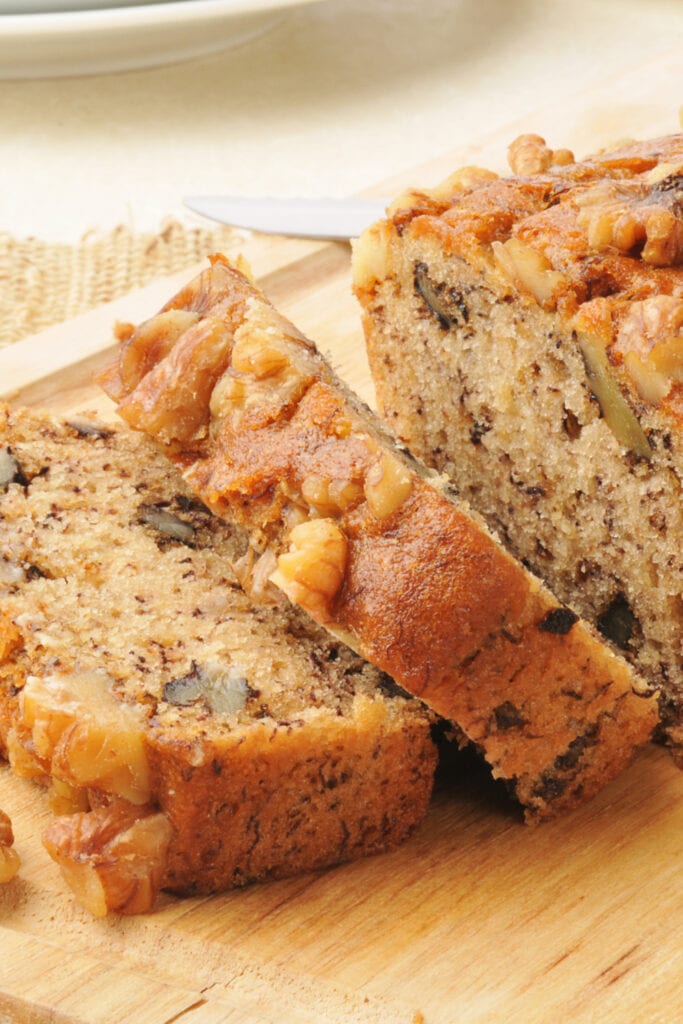 Banana Bread with Walnuts