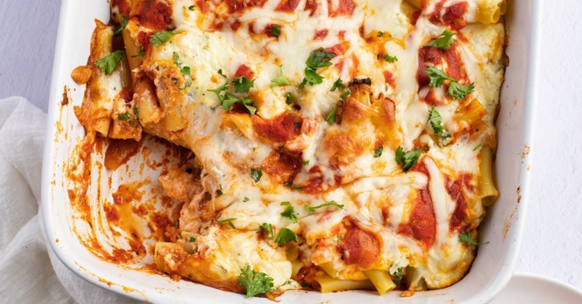 Homemade Meatless Baked Ziti with Cheese and Marinara Sauce