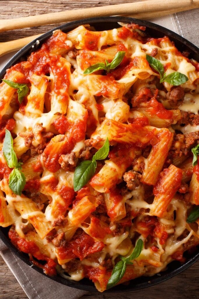 Spicy Baked Pasta Ziti Casserole with Tomato Sauce