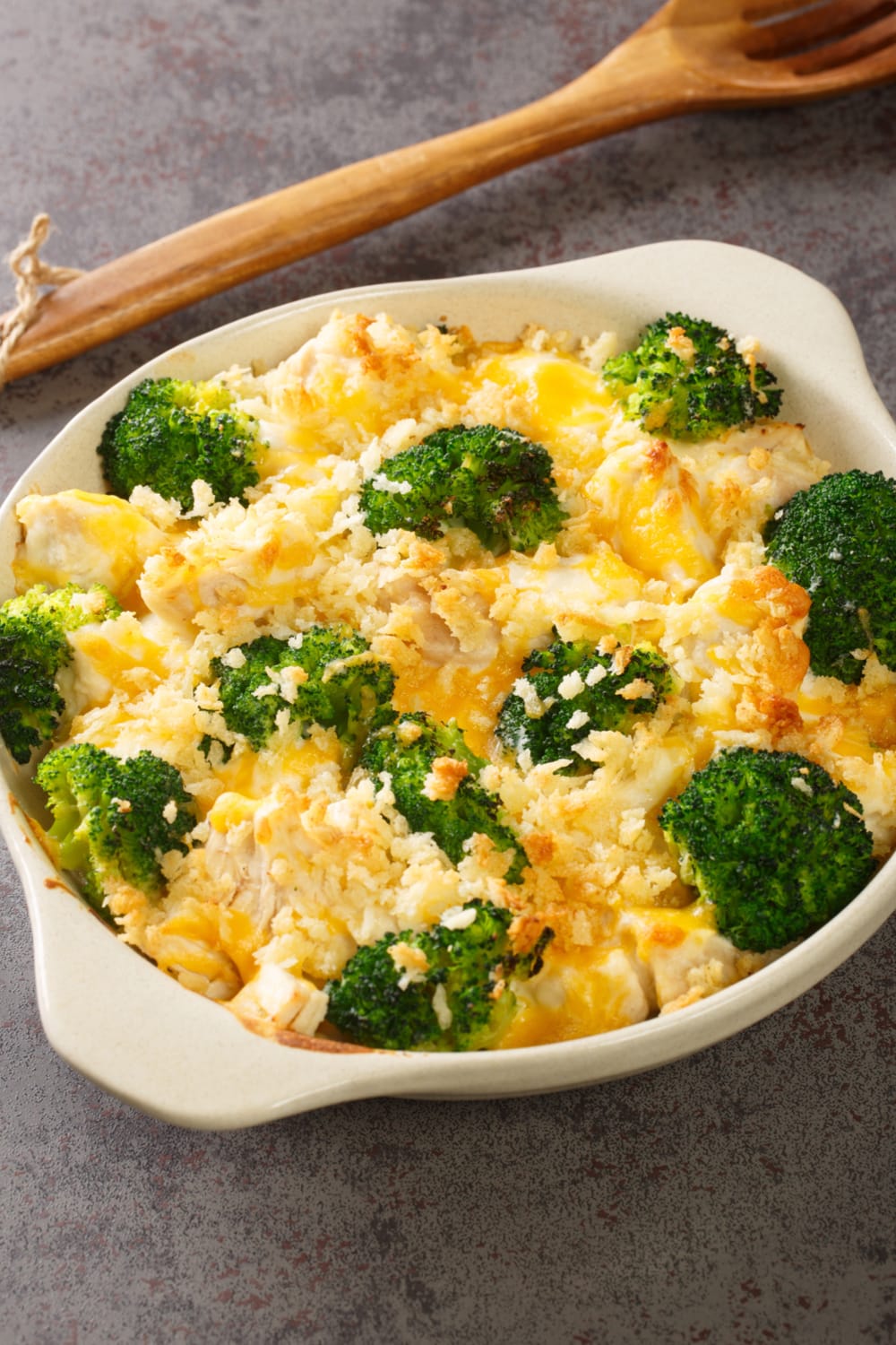 Chicken Divan Casserole with Cheese and Broccoli