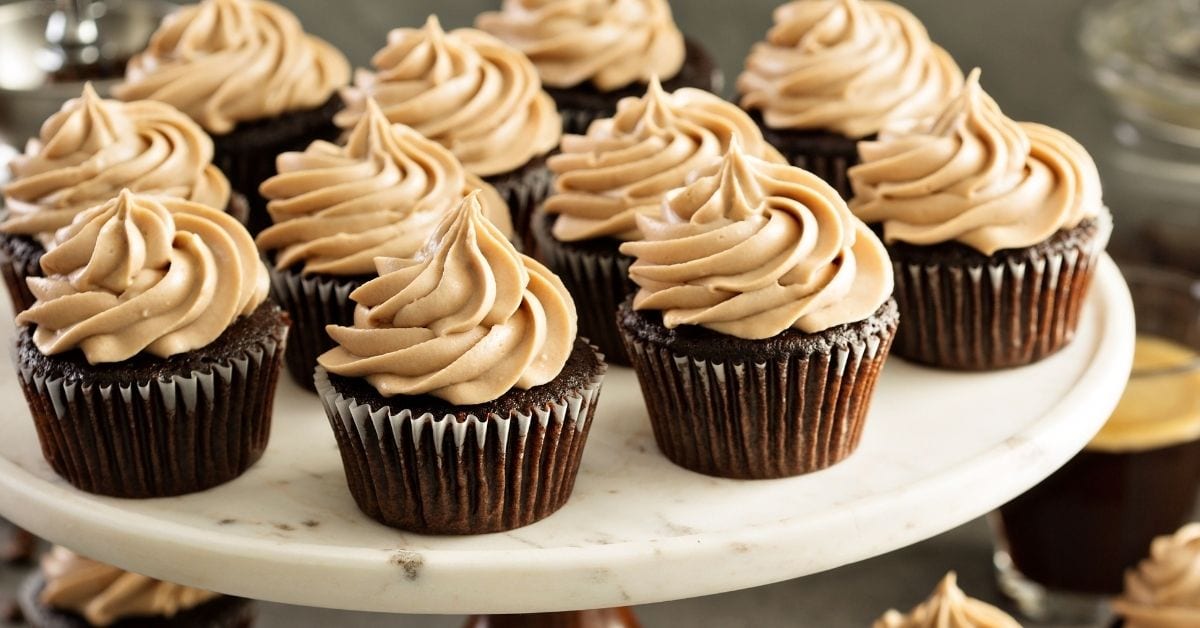 Sweet Homemade Irish Cream Cupcakes