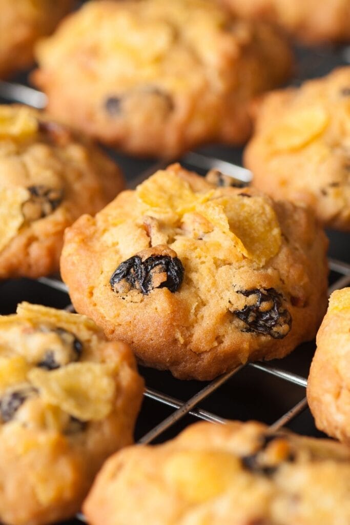 17 Easy Cereal Cookies featuring Homemade Cereal Cookies with Cornflakes and Raisins