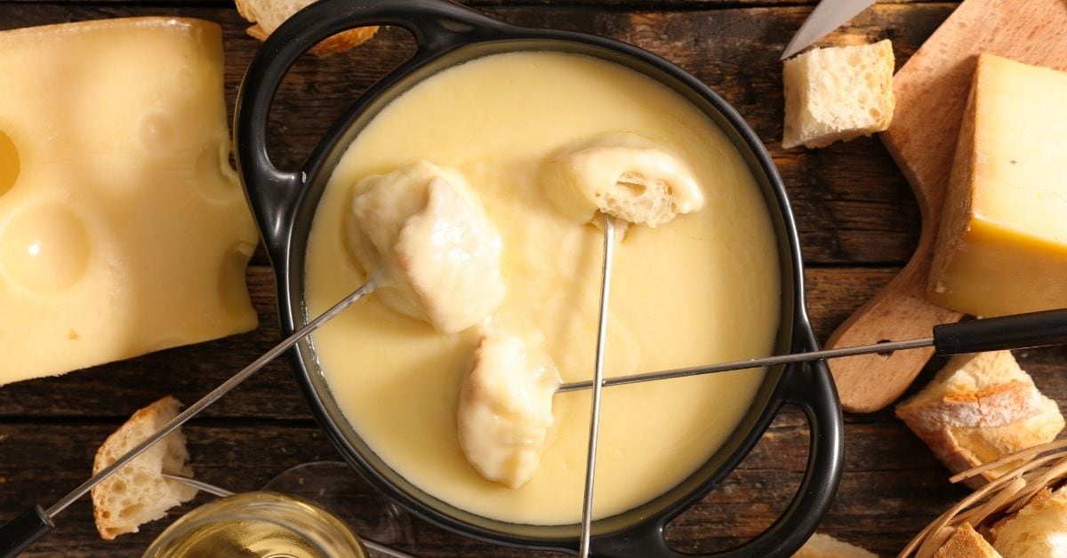 Homemade Swiss Cheese Fondue