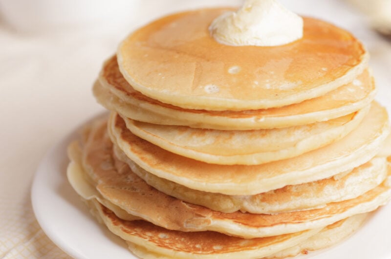 Jiffy Cornbread Pancakes (Easy Recipe)