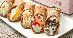 Homemade Sicilian Cannoli