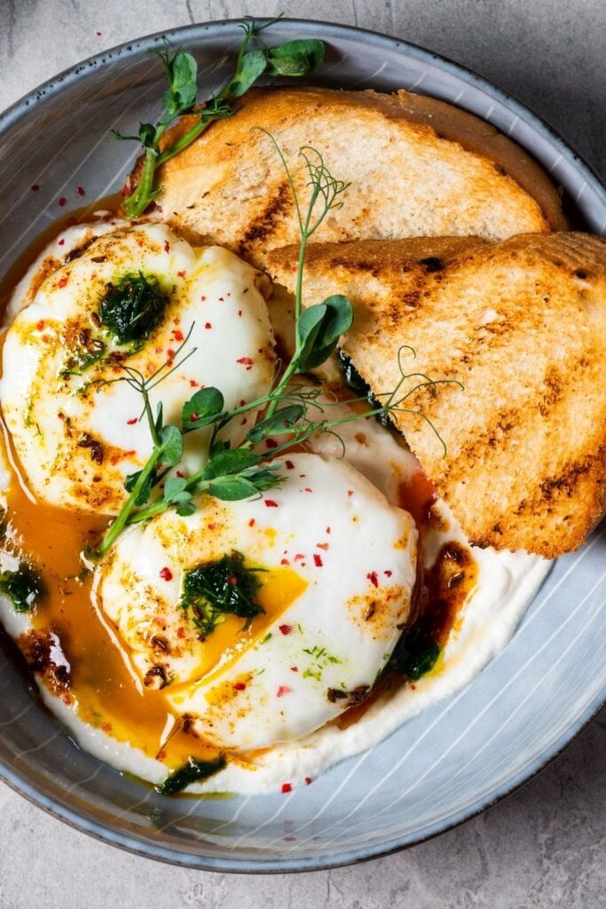 Turkish Breakfast Eggs with Spices and Bread