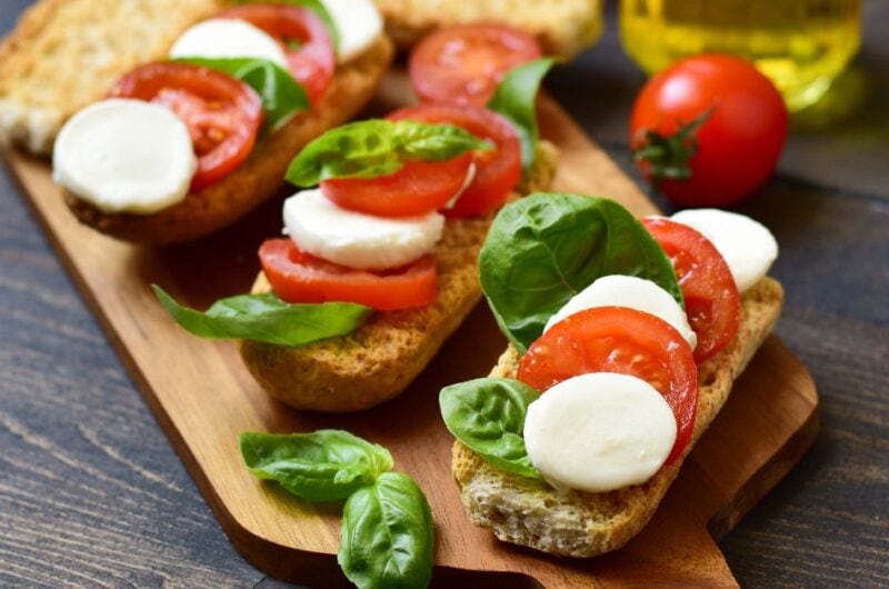 25 Delicious Crostini Toppings