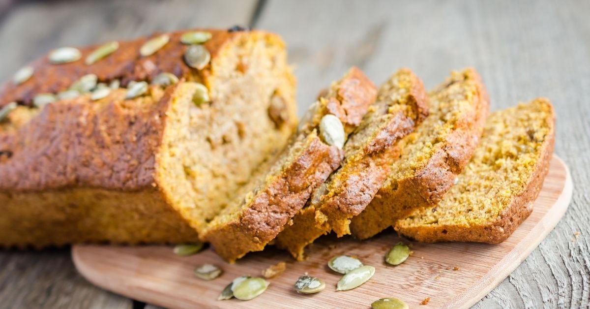 Homemade Pumpkin Bread with Pumpkin Seeds