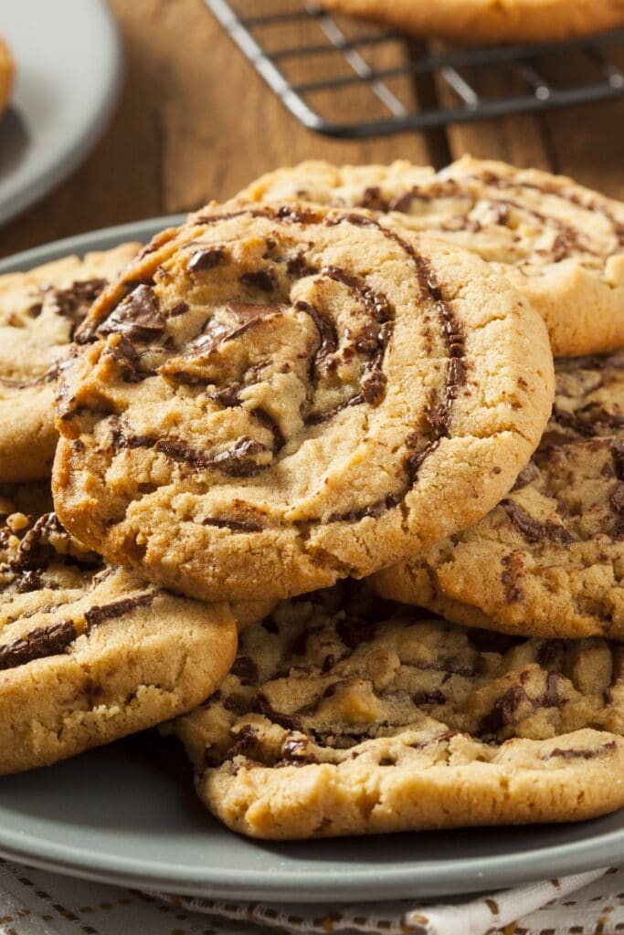 20 Popular Recipes with Peanut Butter Chips: Chocolate Chip Peanut Butter Spiral Cookies