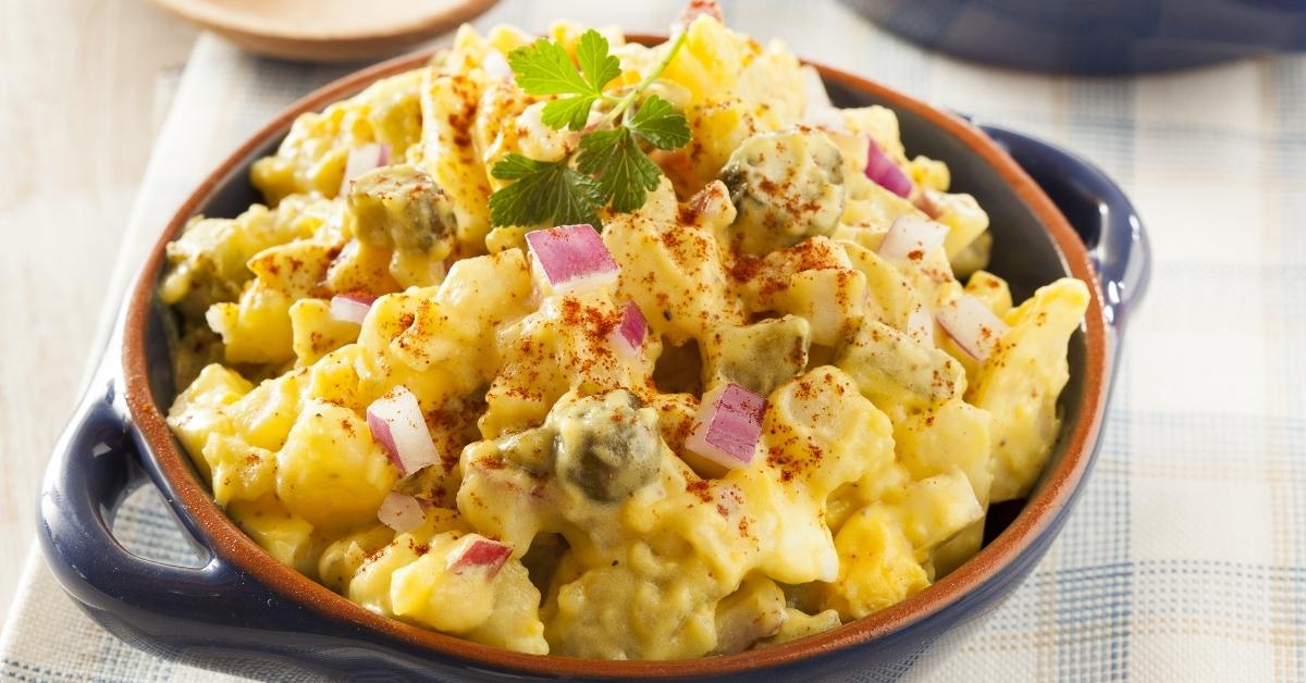 Potato Salad with Paprika and Onions