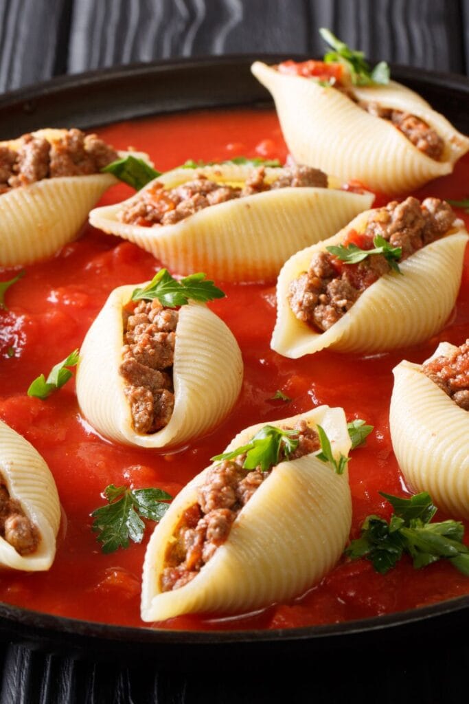 Stuffed Pasta Shells with Ground Beef and Marinara Sauce