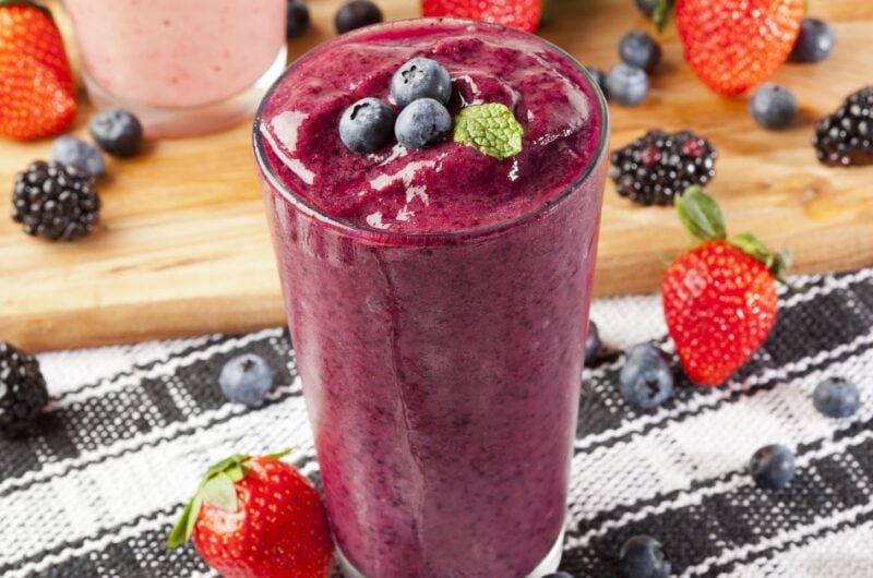 17 Best Blueberry Smoothies