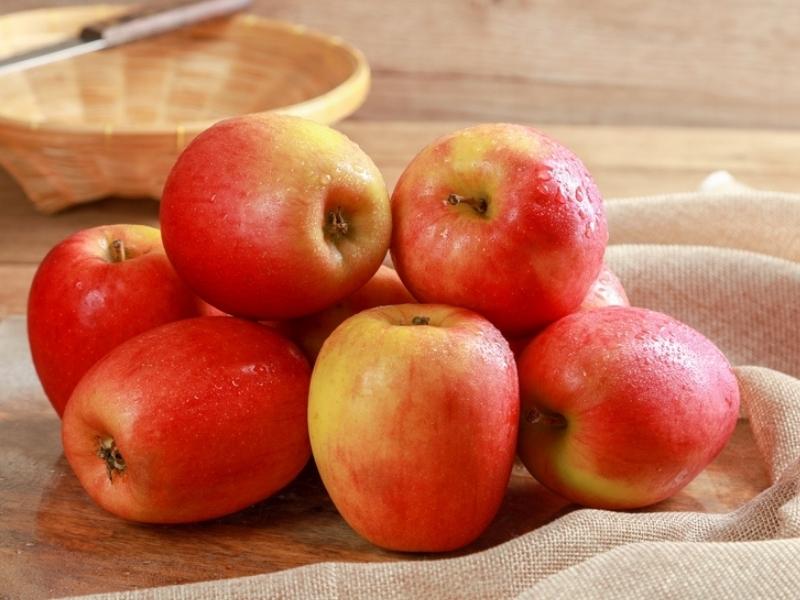 Jazz Apples