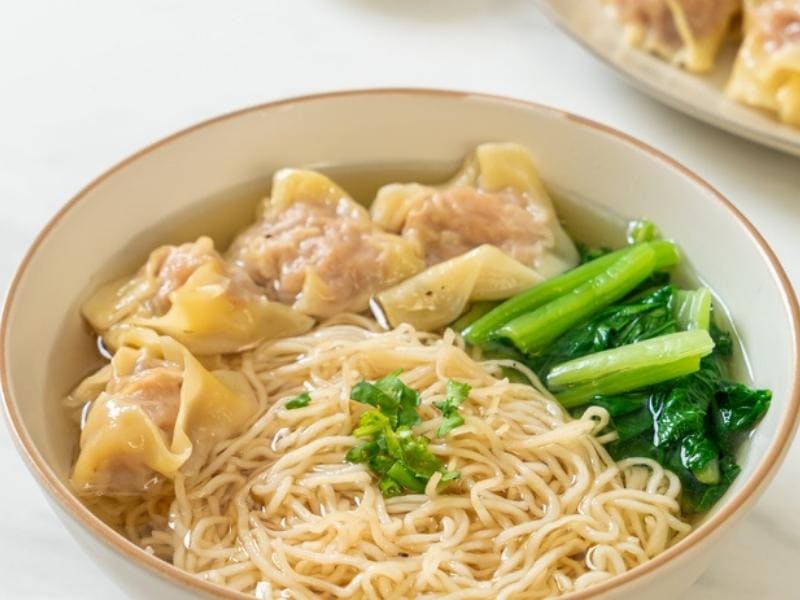 Wonton Noodles Soup