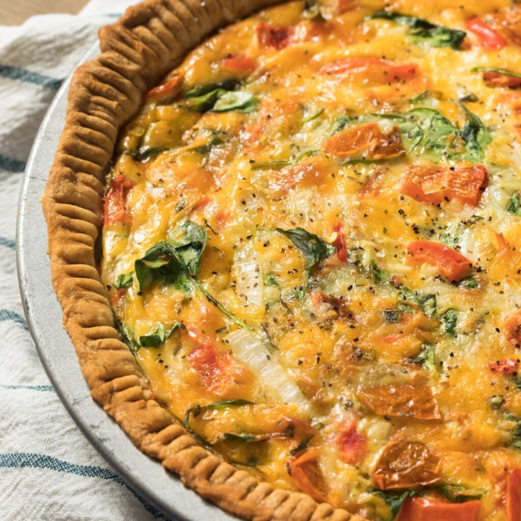 Breakfast Vegetable Quiche with Spinach and Tomatoes