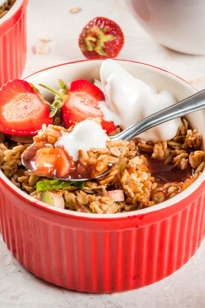 Rhubarb Crisp with Oatmeal, Granola and Strawberries