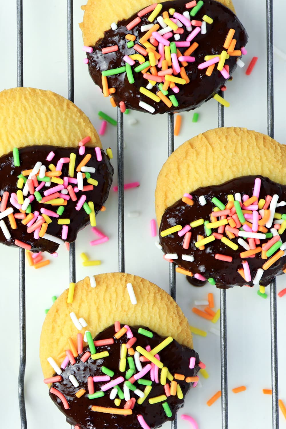 Chocolate-dipped Shortbread Cookies