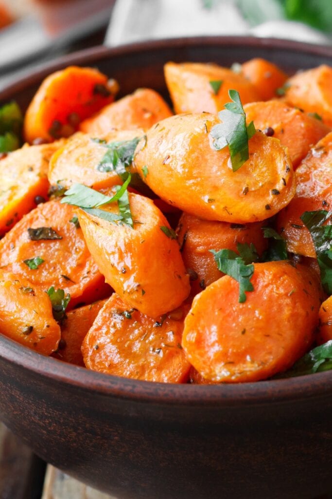 Homemade Caramelized Carrots with Herbs