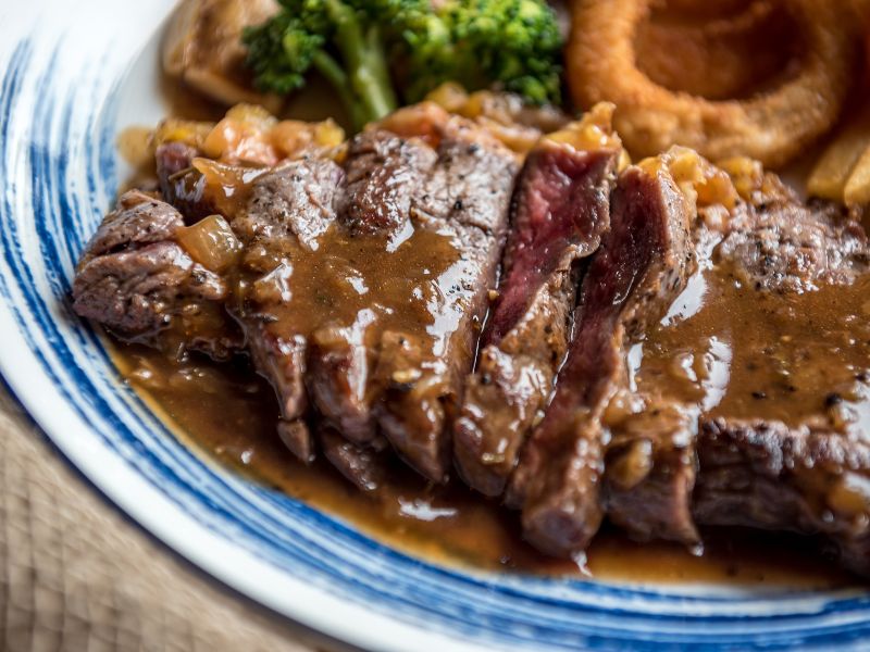 Homemade Flank Steak with Gravy Sauce