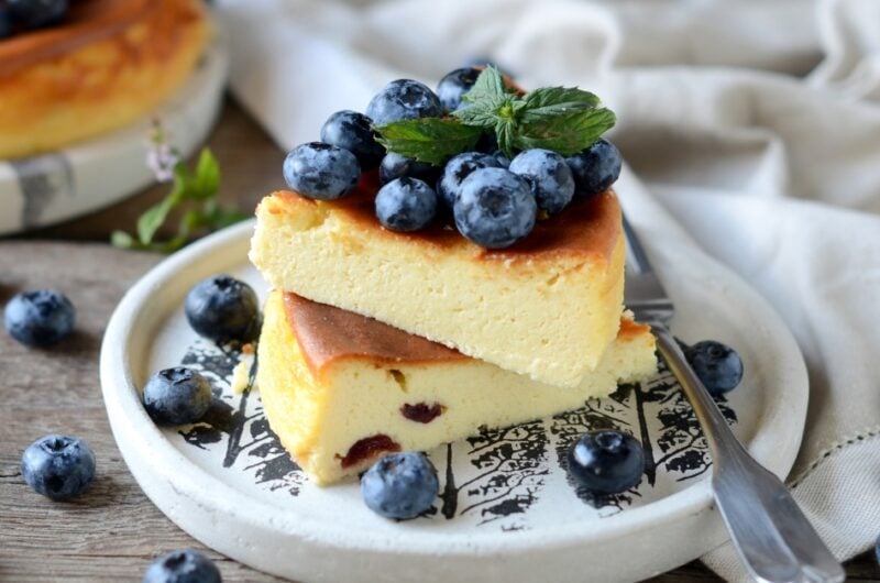 23 Best Ricotta Desserts (+ Easy Recipes)