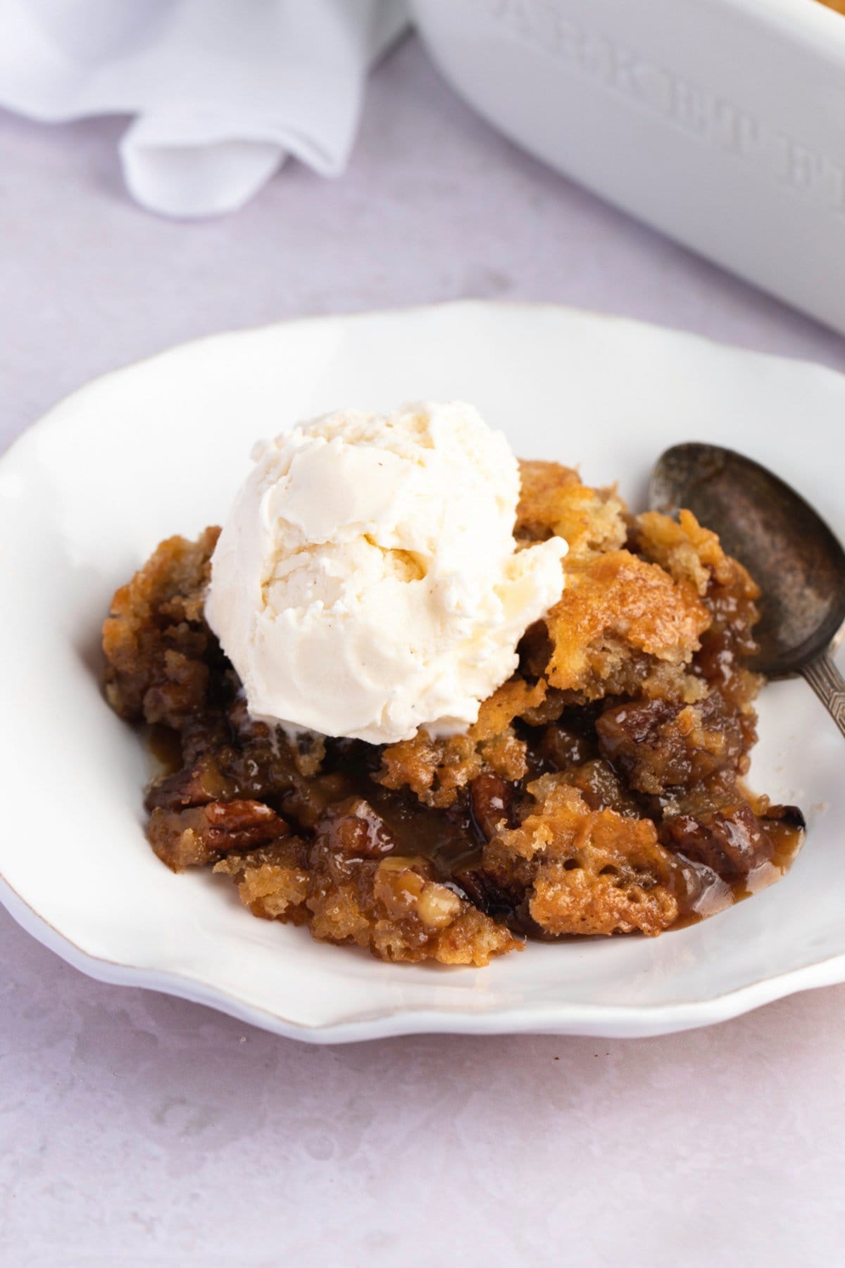 Pecan Pie Cobbler with Vanilla Ice Cream on Top