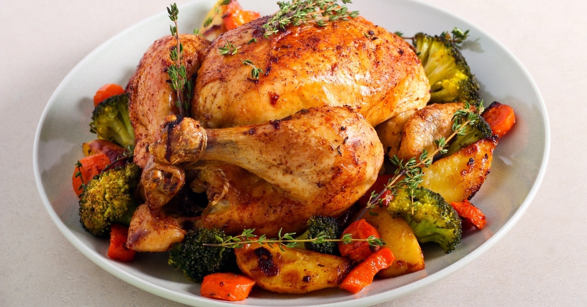 Whole Roasted Chicken With Broccoli, Potatoes and Carrots